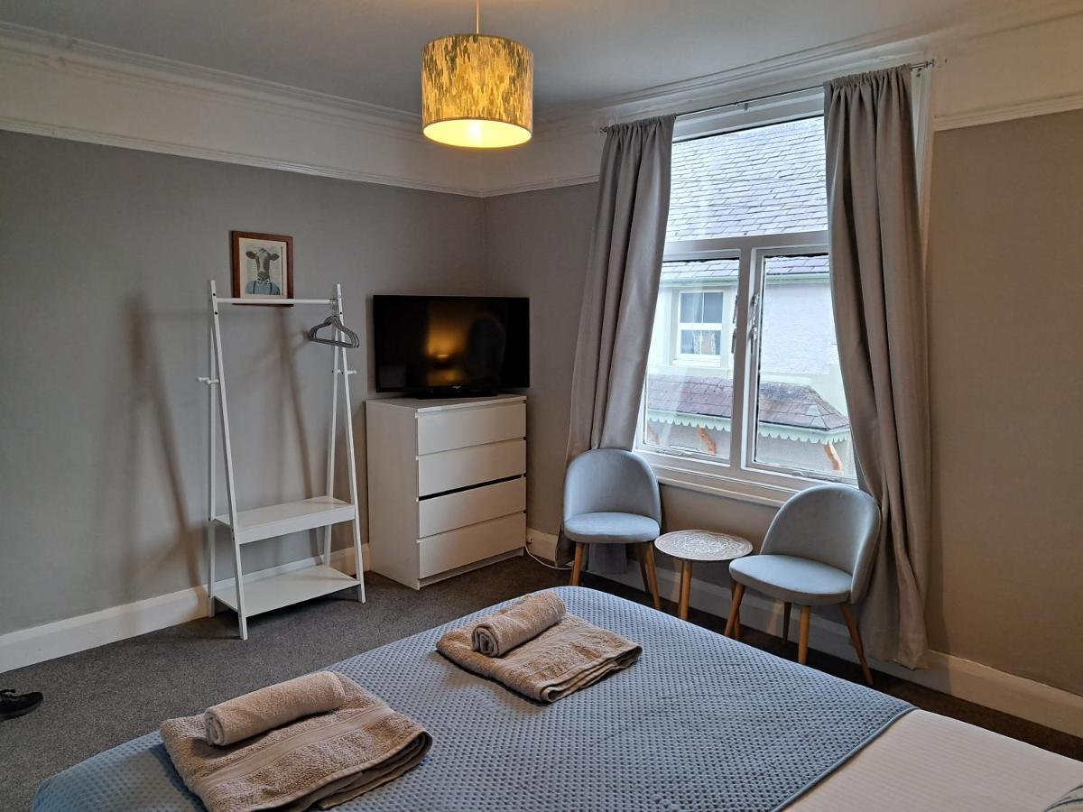 Llandudno Apartment, Quirky Pub With Tropical Beer Garden Exterior foto
